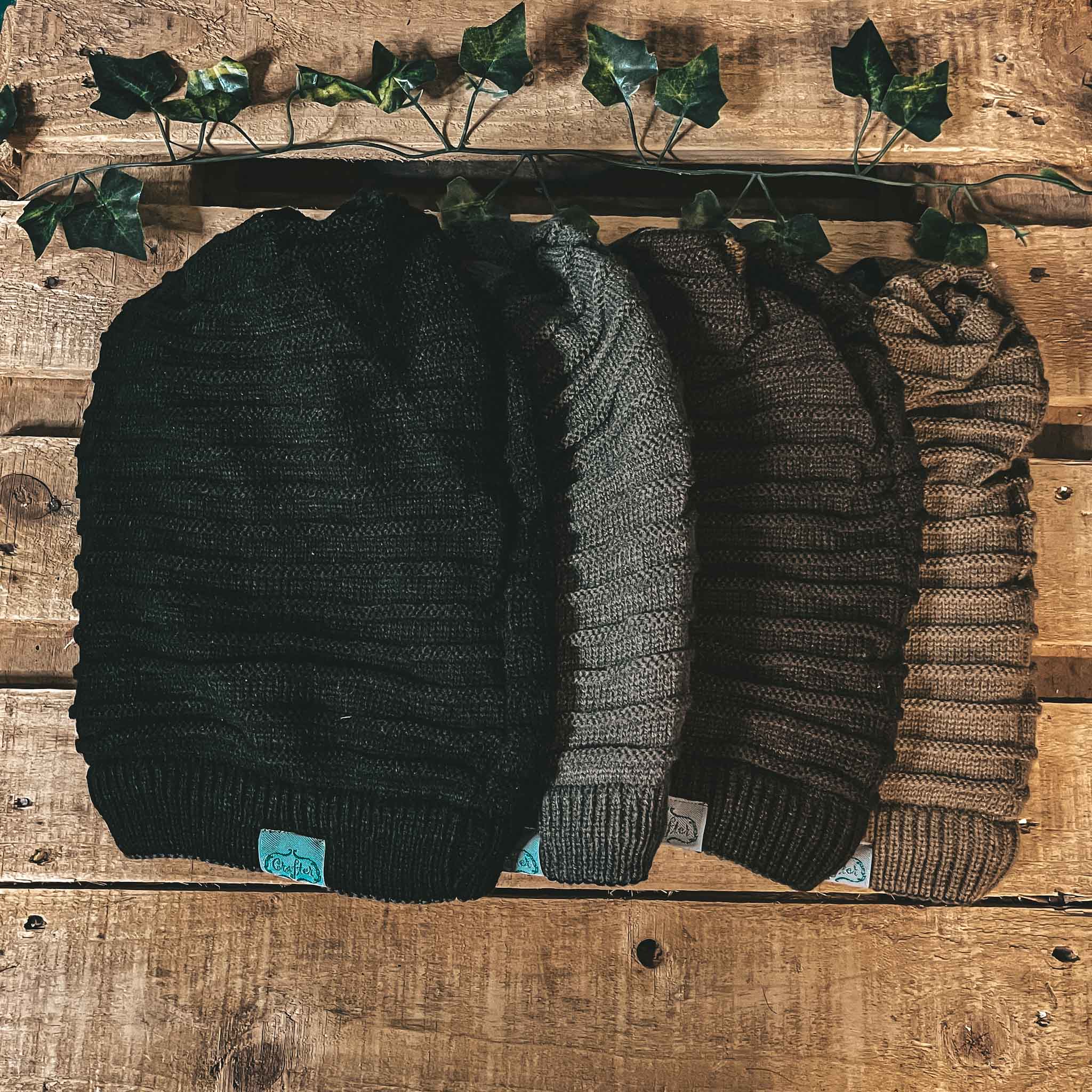 CrafterElena Simple Stripes beanies for locs in black, grey, dark brown and light brown