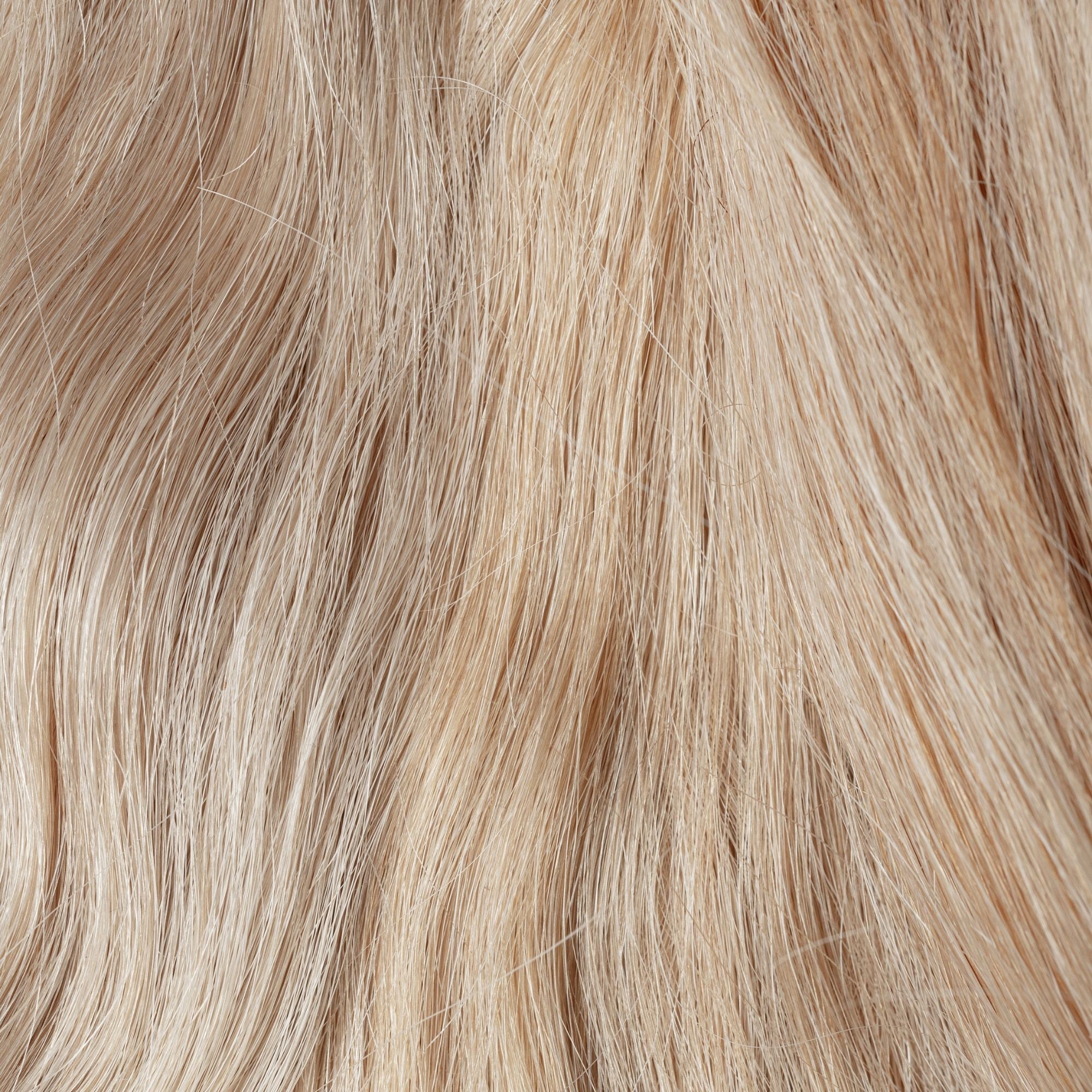 Close-up of Malta loose human hair texture for Straight Loc Extensions